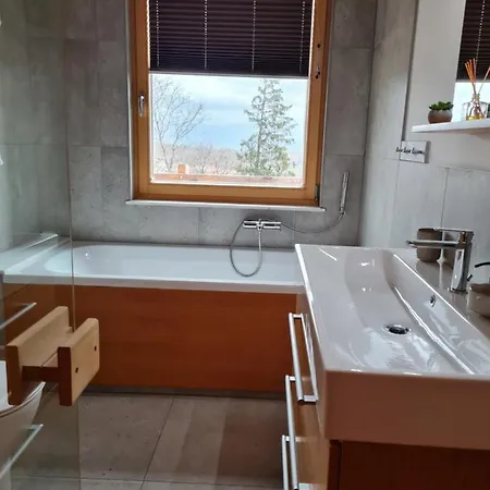 Panorama Glamping Vipavska Dolina *